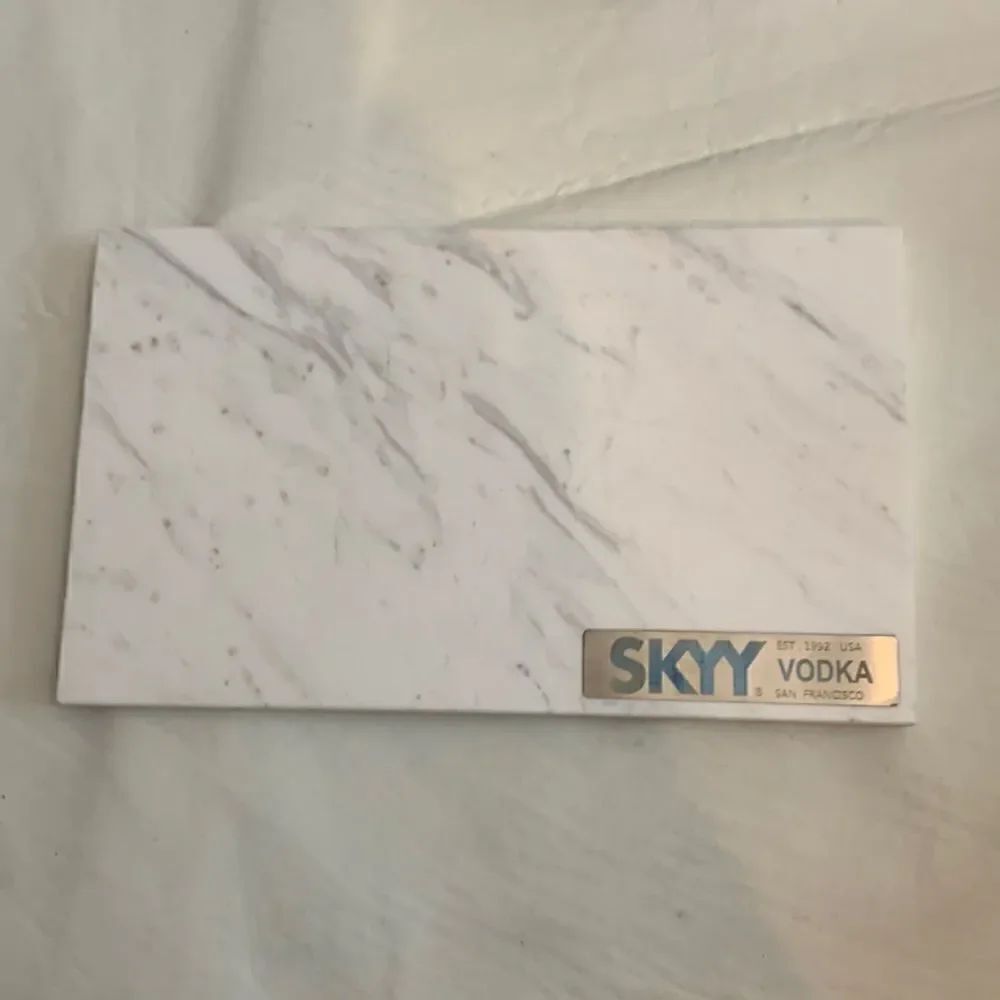 Skyy Vodka USA San Francisco Est 1992 Marble Cutting Chopping Charcuterie Board